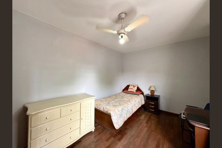 Casa para alugar com 180m², 2 quartos e 2 vagas Casa para alugar com 180m², 2 quartos e 2 vagasSuíte