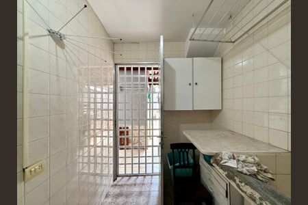 Casa para alugar com 180m², 2 quartos e 2 vagas Casa para alugar com 180m², 2 quartos e 2 vagasÁrea de Serviço