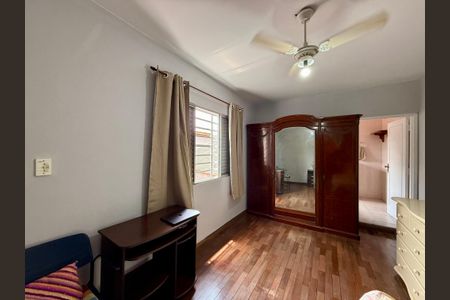 Casa para alugar com 180m², 2 quartos e 2 vagas Casa para alugar com 180m², 2 quartos e 2 vagasSuíte