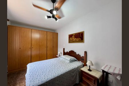 Casa para alugar com 180m², 2 quartos e 2 vagas Casa para alugar com 180m², 2 quartos e 2 vagasQuarto 2