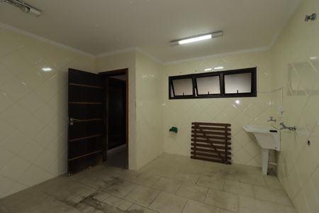 Casa à venda com 277m², 3 quartos e 5 vagasÁrea de Serviço