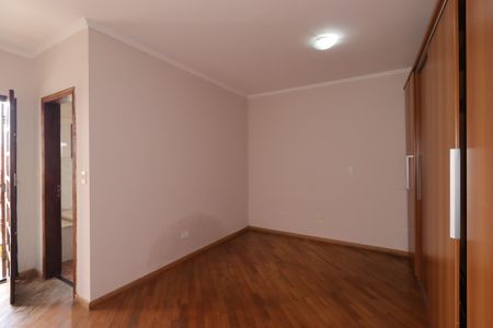 Casa à venda com 277m², 3 quartos e 5 vagasSuíte 3