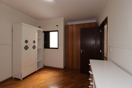 Casa à venda com 277m², 3 quartos e 5 vagasSuíte 2