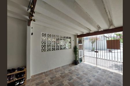 Casa de condomínio à venda com 110m², 3 quartos e 2 vagasGaragem