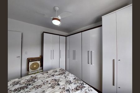 Casa de condomínio à venda com 110m², 3 quartos e 2 vagasQuarto 1