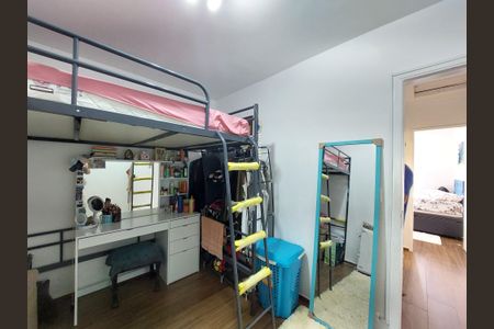 Casa de condomínio à venda com 110m², 3 quartos e 2 vagasQuarto 2