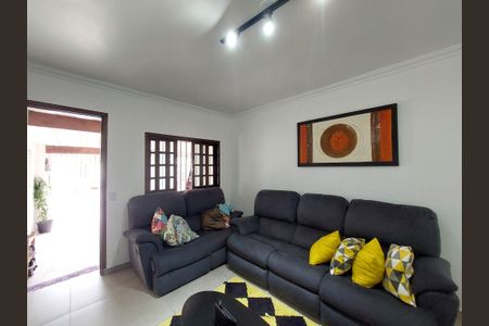 Casa de condomínio à venda com 110m², 3 quartos e 2 vagasSala