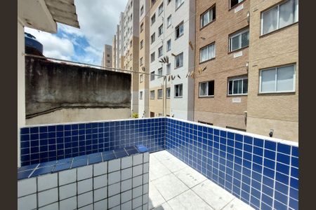 Casa de condomínio à venda com 110m², 3 quartos e 2 vagasVaranda
