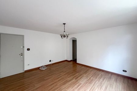 Apartamento à venda com 66m², 2 quartos e 1 vagaSala