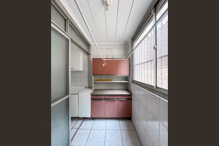 Apartamento à venda com 66m², 2 quartos e 1 vagaÁrea de Serviço