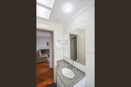 Apartamento à venda com 75m², 2 quartos e 2 vagasBanheiro