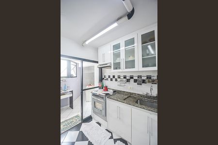 Apartamento à venda com 75m², 2 quartos e 2 vagasCozinha