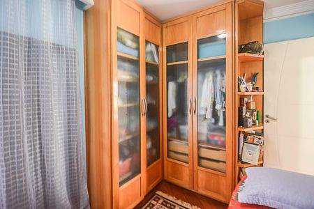 Apartamento à venda com 75m², 2 quartos e 2 vagasQuarto