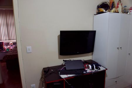 Apartamento para alugar com 140m², 4 quartos e 1 vagaQuarto 1