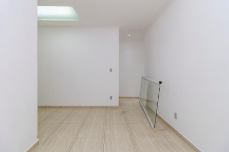 Apartamento para alugar com 75m², 2 quartos e 1 vagaSala