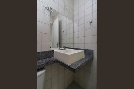 Apartamento para alugar com 75m², 2 quartos e 1 vagaBanheiro