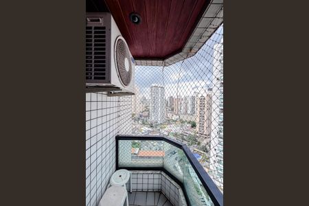 Apartamento para alugar com 215m², 3 quartos e 4 vagasVaranda da Suíte