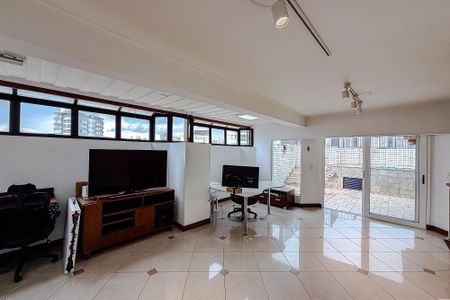 Apartamento para alugar com 215m², 3 quartos e 4 vagasSala (Piso Superior)
