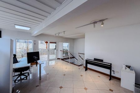 Apartamento para alugar com 215m², 3 quartos e 4 vagasSala (Piso Superior)