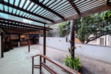 Apartamento para alugar com 215m², 3 quartos e 4 vagasÁrea comum - Churrasqueira