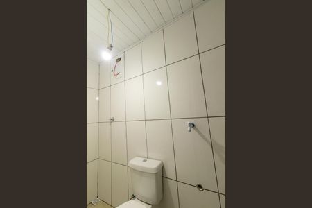 Banheiro Social de casa para alugar com 1 quarto, 35m² em Sítio Cercado, Curitiba