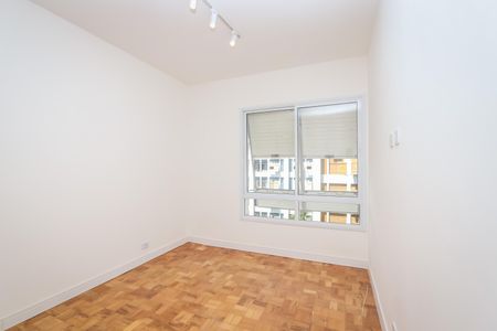 Suite de apartamento para alugar com 2 quartos, 75m² em Vila Progredior, São Paulo