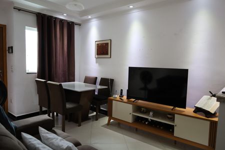 Casa de Condomínio à venda com 2 quartos, 72m² em Capela do Socorro, São Paulo