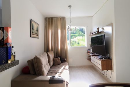 Sala de apartamento à venda com 2 quartos, 56m² em Palmares, Belo Horizonte