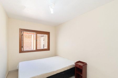 Casa à venda com 129m², 4 quartos e 1 vaga