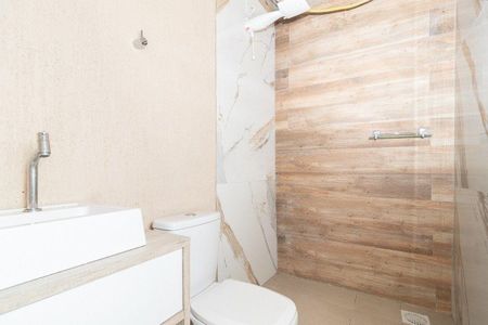 Casa à venda com 129m², 4 quartos e 1 vaga