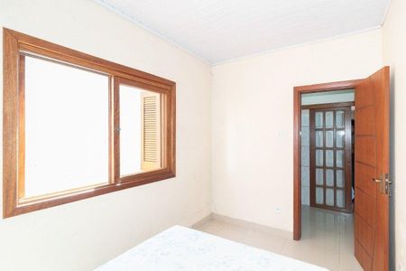 Casa à venda com 129m², 4 quartos e 1 vaga