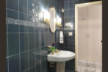 Casa para alugar com 300m², 4 quartos e 3 vagasBanheiro 3 - Lavabo