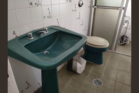 Casa para alugar com 300m², 4 quartos e 3 vagasBanheiro 4 - edícula 