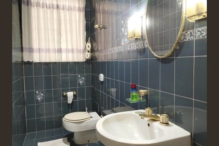 Casa para alugar com 300m², 4 quartos e 3 vagasBanheiro 3 - Lavabo