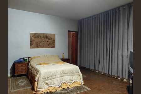 Casa para alugar com 300m², 4 quartos e 3 vagasQuarto 3 - suíte