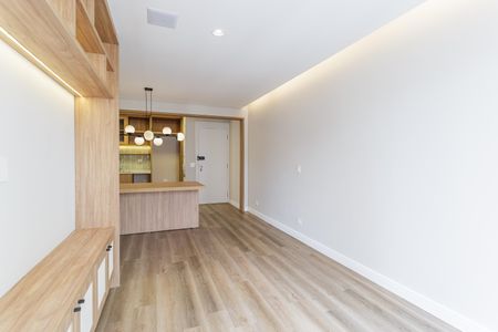 Sala de apartamento à venda com 3 quartos, 82m² em Vila Uberabinha, São Paulo