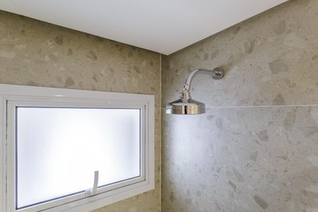 Apartamento à venda com 82m², 3 quartos e 1 vaga Apartamento à venda com 82m², 3 quartos e 1 vagaBanheiro da Suíte