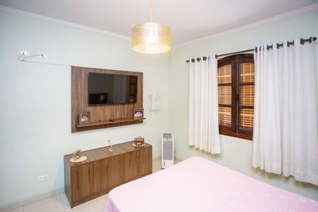 Casa à venda com 130m², 3 quartos e 2 vagasQuarto Suíte