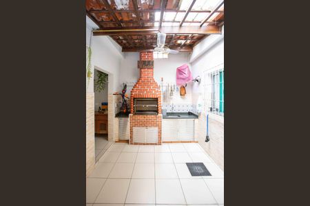 Casa à venda com 130m², 3 quartos e 2 vagasEspaço Gourmet