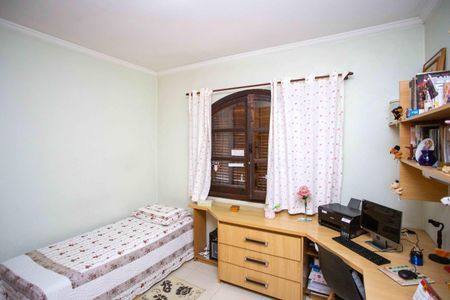 Casa à venda com 130m², 3 quartos e 2 vagasQuarto 2