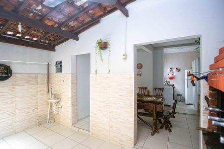 Casa à venda com 130m², 3 quartos e 2 vagasEspaço Gourmet