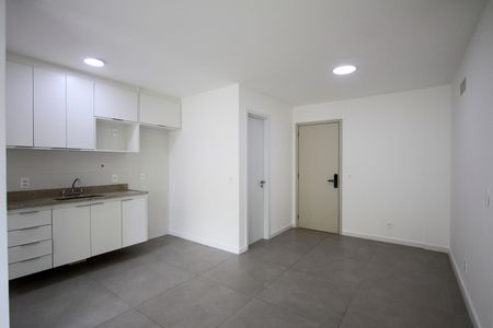 Apartamento à venda com 2 quartos, 78m² em Barra da Tijuca, Rio de Janeiro