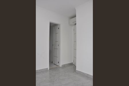 Apartamento para alugar com 49m², 2 quartos e 1 vaga Apartamento para alugar com 49m², 2 quartos e 1 vagaDetalhe - Quarto 01 com Suíte