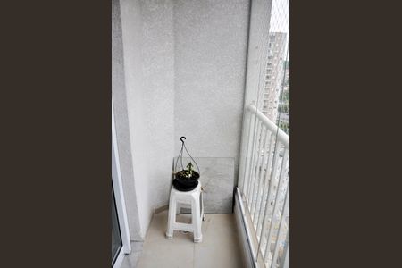 Apartamento para alugar com 49m², 2 quartos e 1 vaga Apartamento para alugar com 49m², 2 quartos e 1 vagaDetalhe - Varanda da Sala e Sala de Jantar