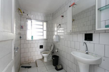 Casa para alugar com 180m², 2 quartos e 1 vagaBanheiro 