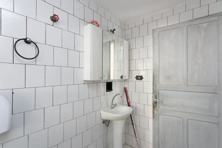 Casa para alugar com 180m², 2 quartos e 1 vagaBanheiro 