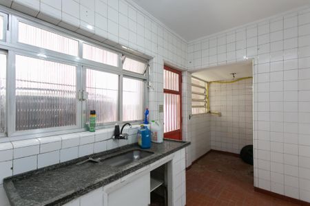 Casa para alugar com 180m², 2 quartos e 1 vagaCozinha 