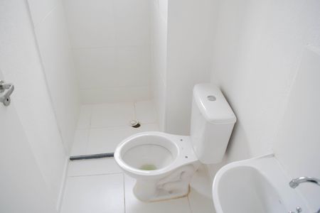 Apartamento para alugar com 41m², 2 quartos e 1 vaga Apartamento para alugar com 41m², 2 quartos e 1 vagaBanheiro