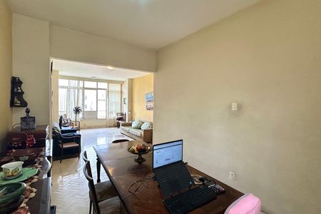 Apartamento à venda com 150m², 3 quartos e 1 vaga