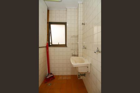 Apartamento para alugar com 70m², 2 quartos e 1 vagaÁrea de Serviço